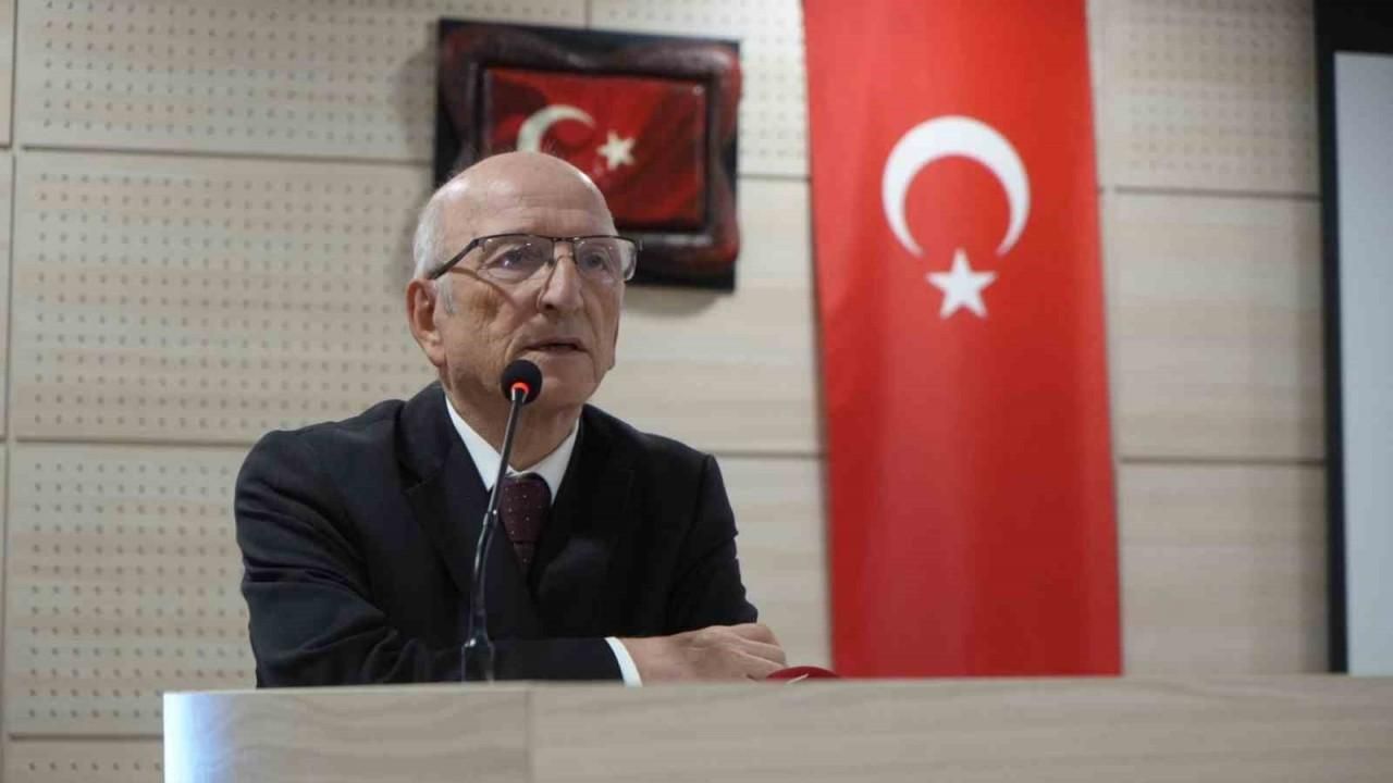 "İmparatorluktan Cumhuriyet’e Eğitim" konferansı