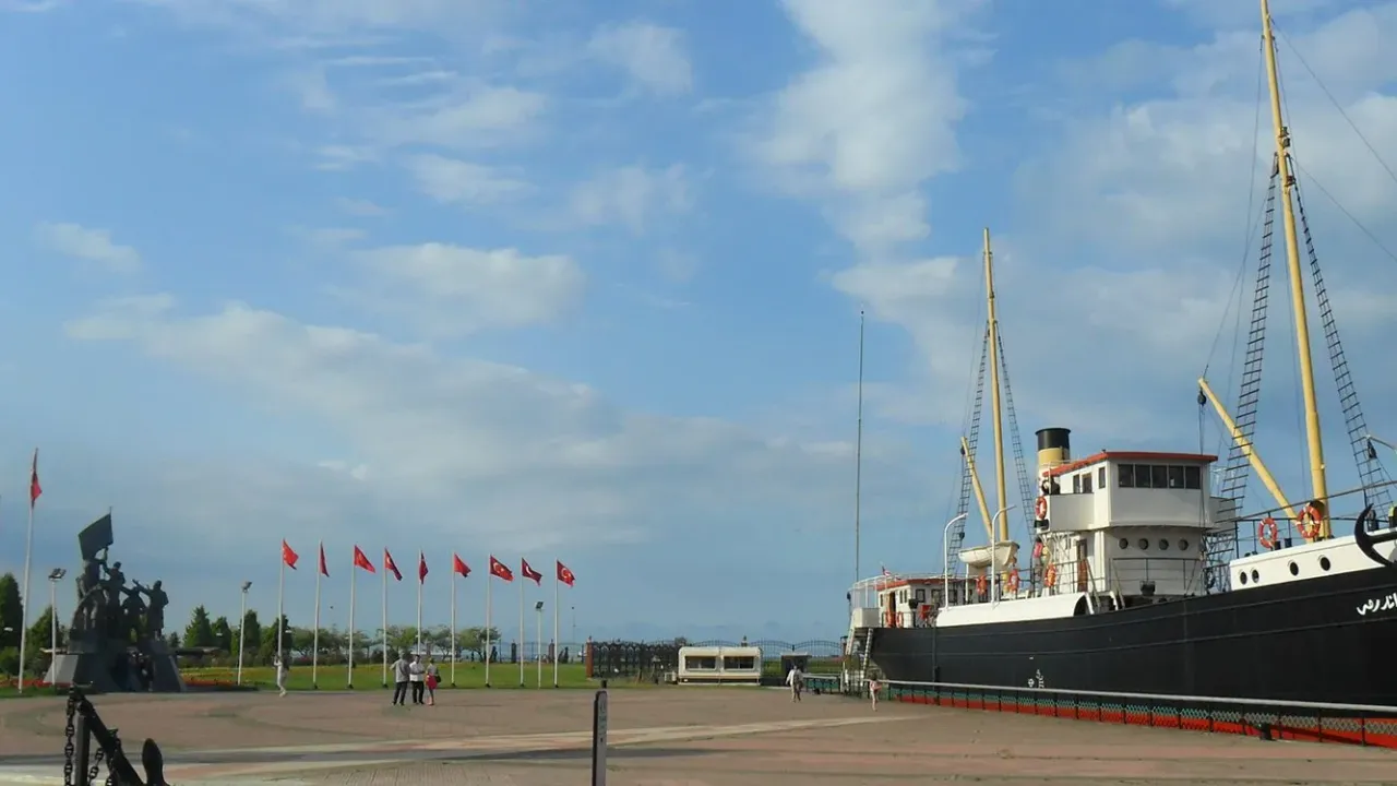 Bandırma Vapuru ve Milli Mücadele Parkı Ziyaret Rehberi