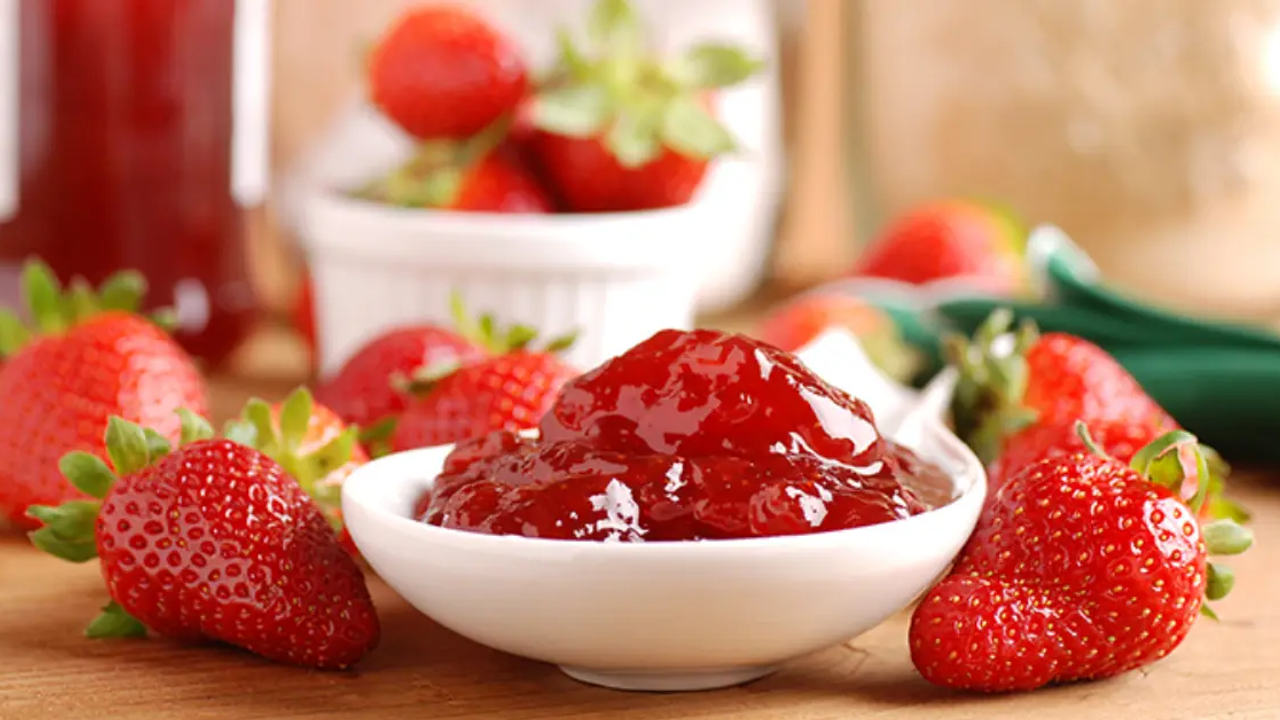 Kasım’da Kışa Hazırlık: Köy Mutfağında Turşu ve Reçel