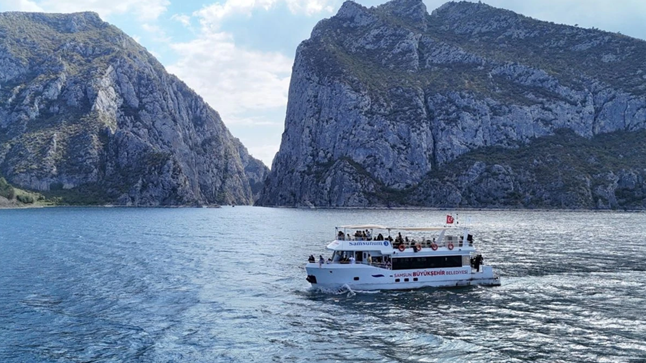 Vezirköprü Şahinkaya Kanyonu’nda Tekneyle 5 Aktivite