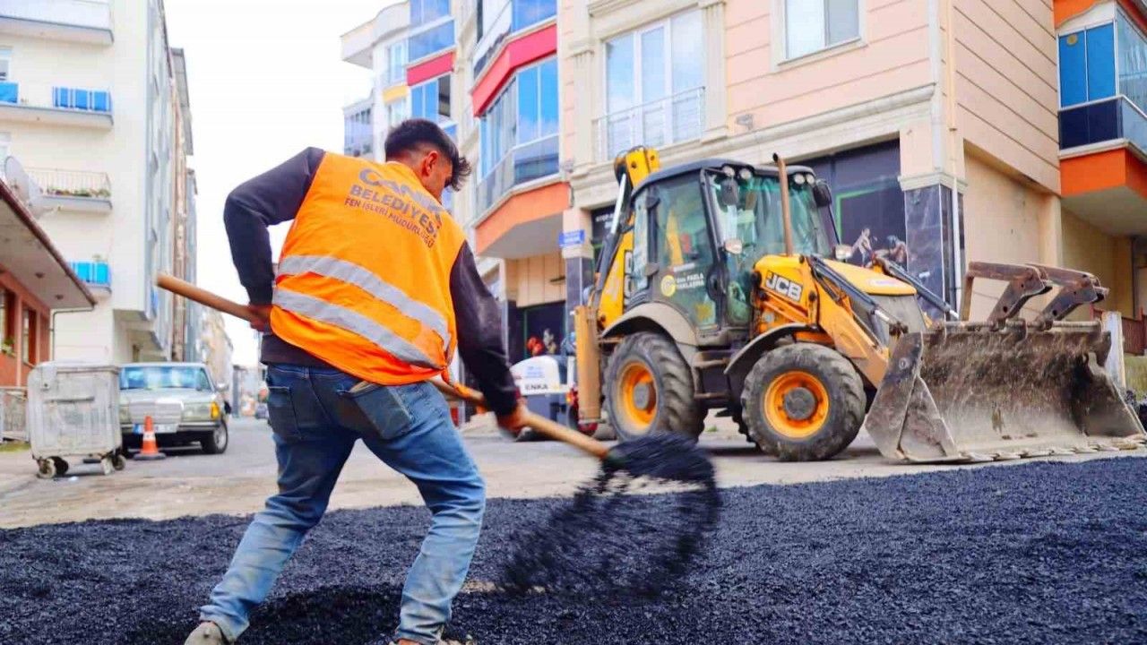 Başkan Sandıkçı: "Ulaşım atağımızı hız kesmenden sürdürüyoruz"