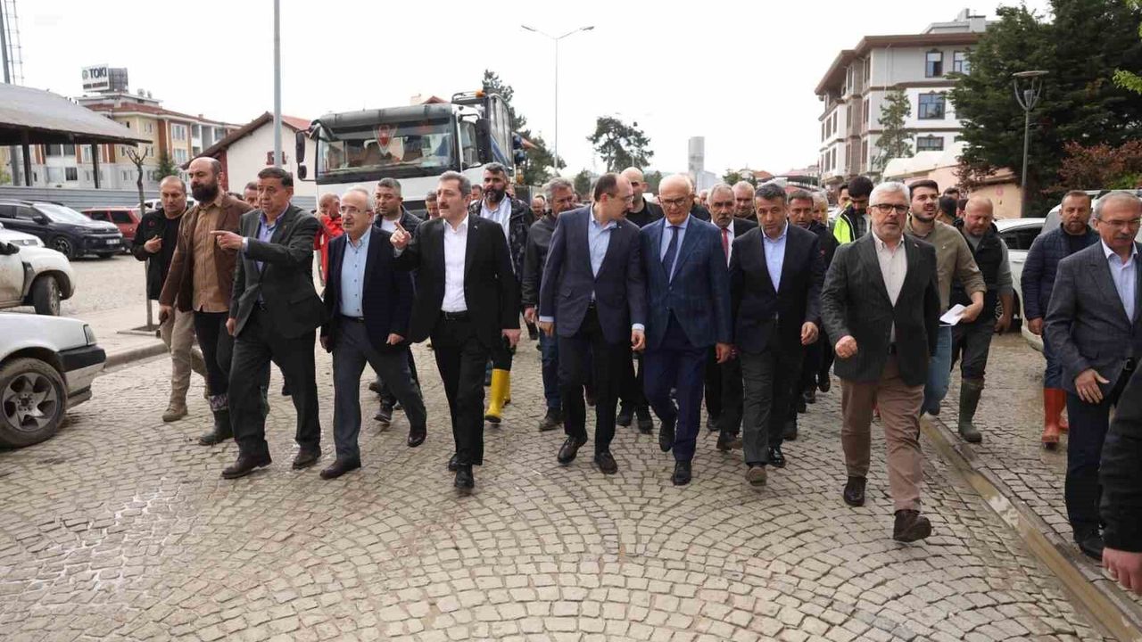 Havza’da selin yaraları sarılıyor: Esnaf ve vatandaşlara destek paketleri