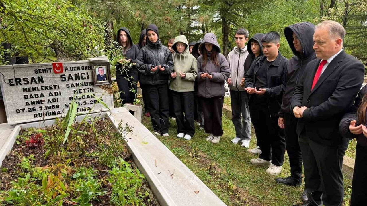 Ladik'te şehidin adını taşıyan okuldan anlamlı anma