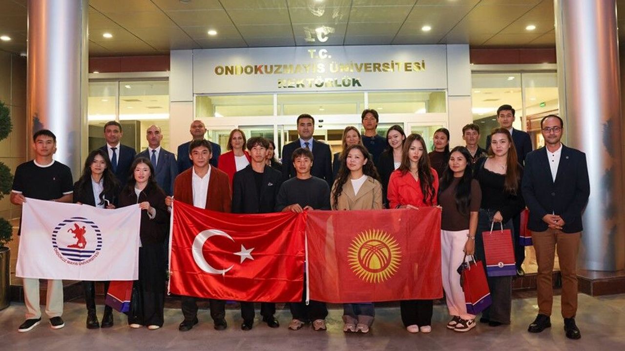 OMÜ'de Kırgız öğrencilerle başkonsolos buluşması