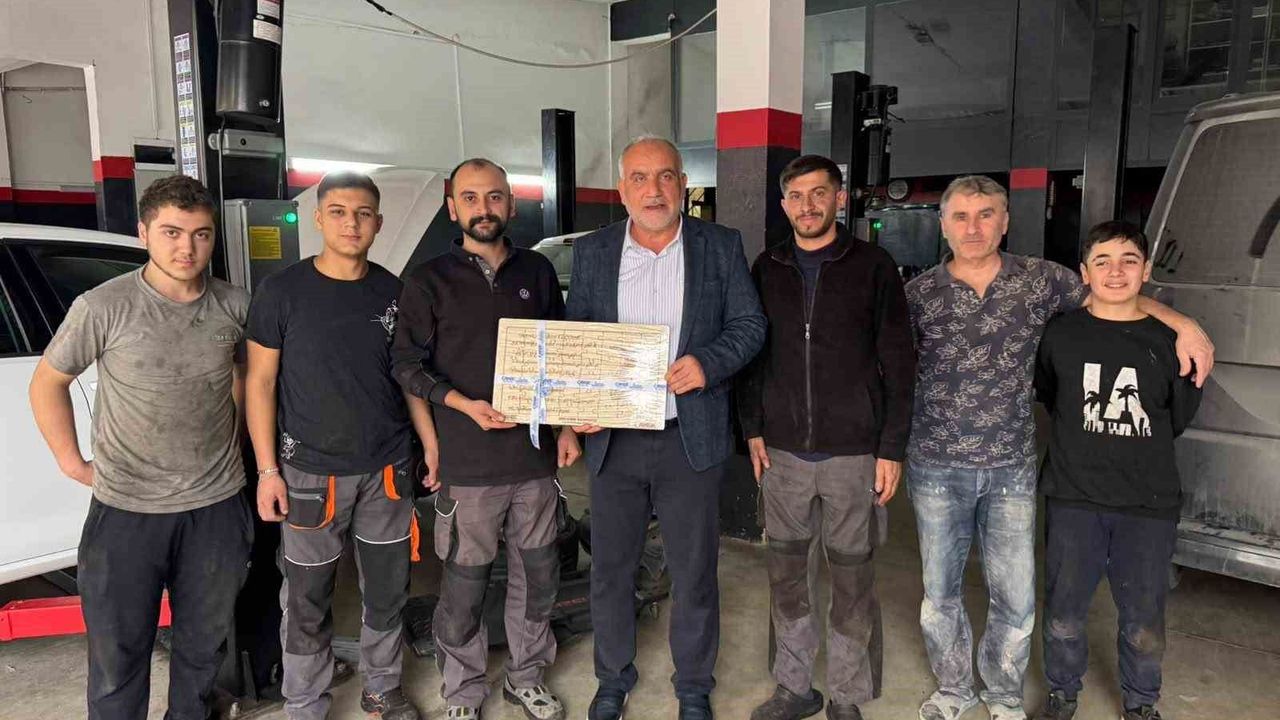 Başkan Sandıkçı: 'Esnaf kardeşlerimizle buluşup, talep ve önerilerini dinliyoruz'