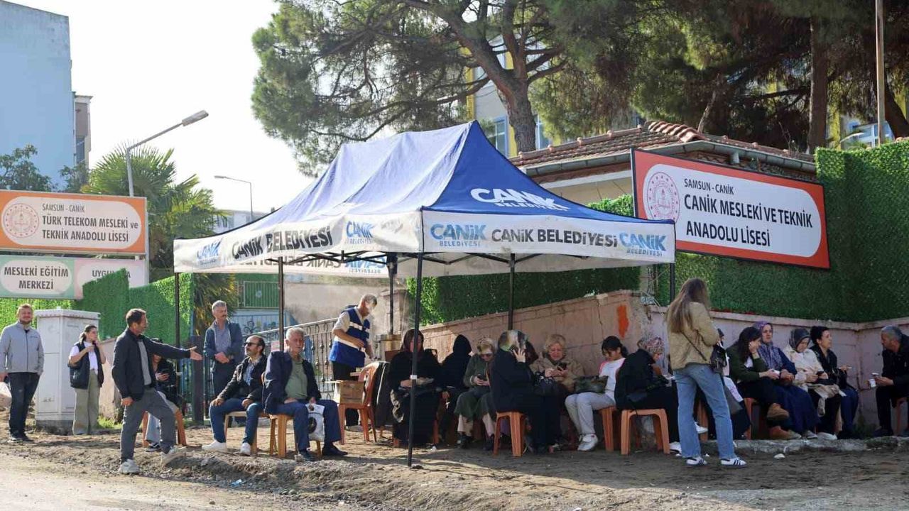 Canik Belediyesi KPSS adayları için sahada