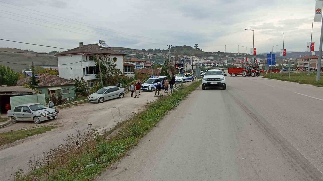 Havza'da otomobiller çarpıştı: Anne ve 3 yaşındaki çocuğu yaralandı