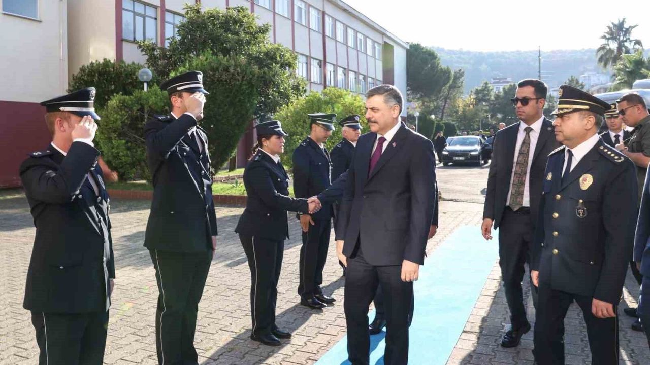 İçişleri Bakanı Çiftçi, Samsun'da polis okulunu ziyaret etti