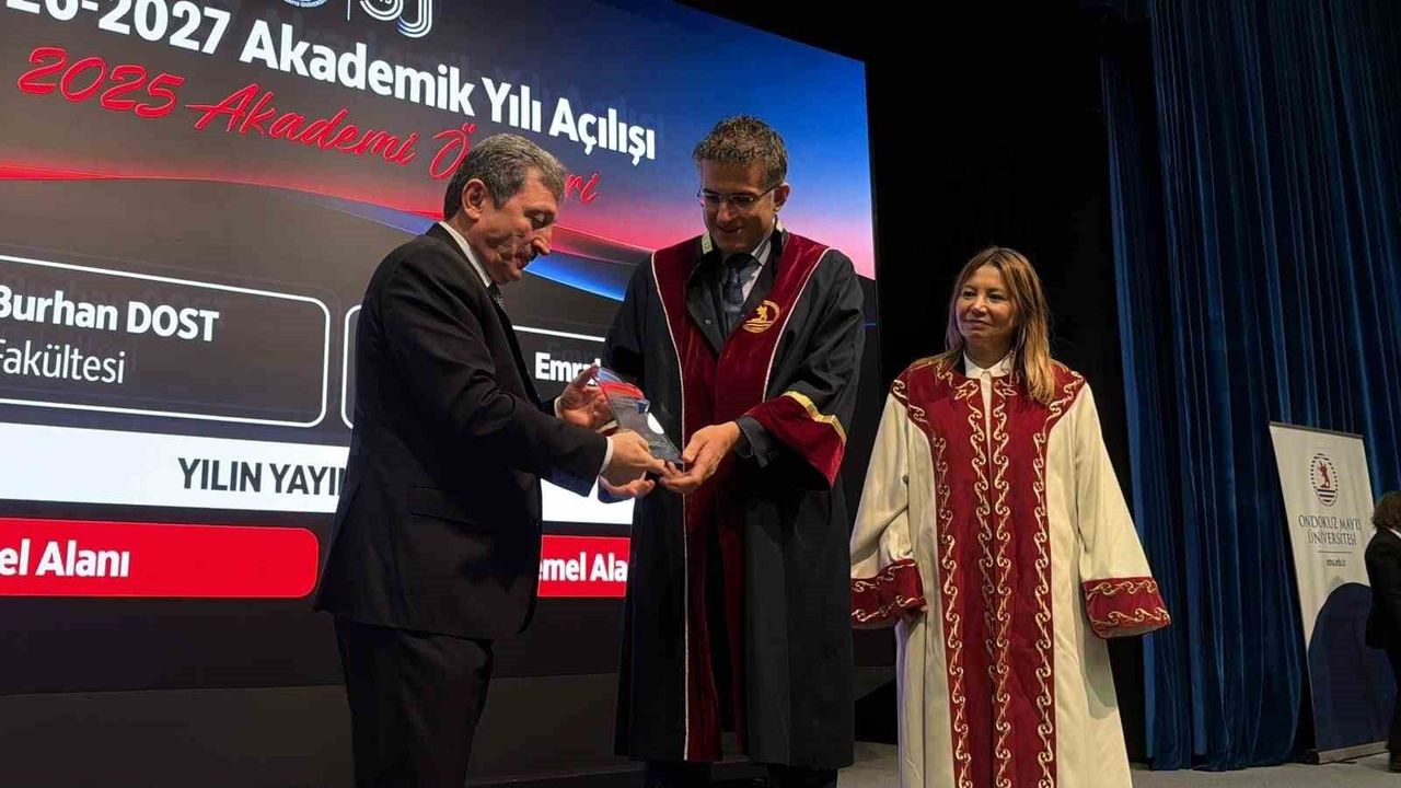 OMÜ'de 2026-2027 Akademik Yılı törenle başladı