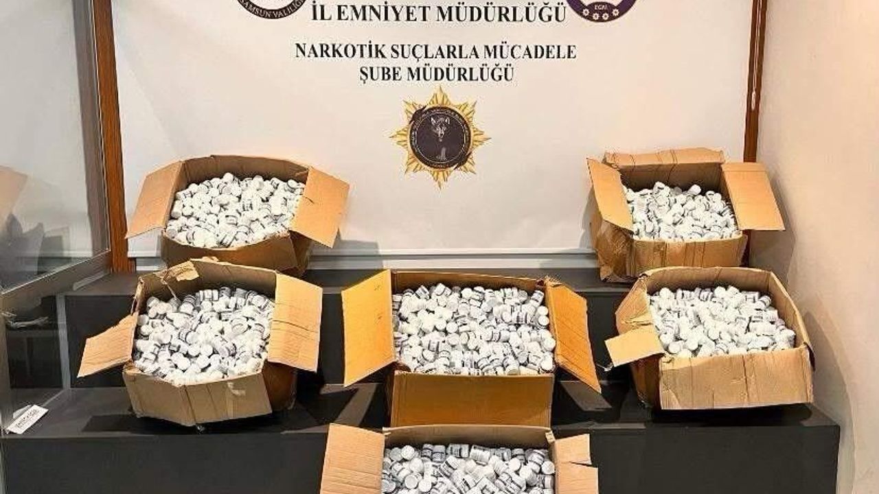 Samsun'da 273 bin 300 uyuşturucu hap ele geçirildi