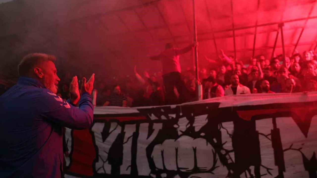Thorsten Fink: 'Cumartesi günü bir şehir, bir şehre karşı olacak'