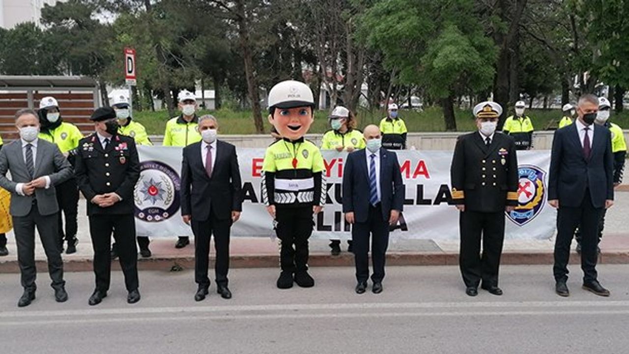 CANLI | Samsun'da Vali Dağlı'nın Katılımıyla 'Karayolları Trafik Haftası' Etkinliği