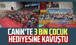 Canik'te 3 bin çocuk hediyesine kavuştu