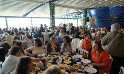 Özel kolej öğrencileri hamburgerden zehirlendi