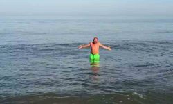 Samsun’da pastırma sıcakları vatandaşı denize çekti