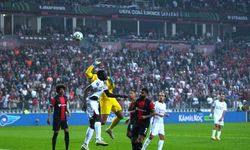 UEFA Konferans Ligi: Samsunspor: 0 - Hamrun: 0 (Maç devam ediyor)