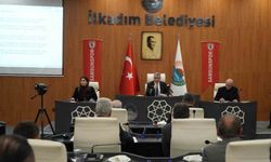 Başkan Kurnaz: "Maksat hayvan sevmek değil, siyaset yapmak"