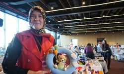 Yeğeninin alerjisi nedeniyle yaptığı küçük hediye, büyük bir emek hikayesine dönüştü