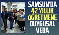 Samsun’da 42 yıllık öğretmene duygusal veda