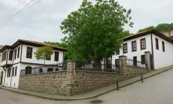 Arka Sokaklarda Kaybolan Zanaat İzleri