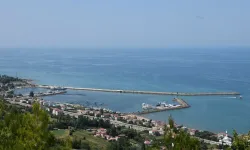 Liman Çevresinde Günün Sessiz Başlangıcı