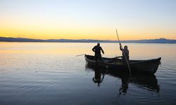 Balıkçı Barınaklarında Sabahın İlk Saatleri