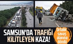 Samsun'da hafriyat kamyonu refüje daldı, sürücü yaralandı