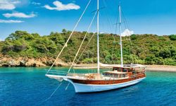 Şahinkaya Kanyonu’nda Tekne Turu Deneyimi