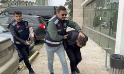 'Bakar mısın' tuzağı: Zinciri kapıp kaçtı, kameraya yakalandı