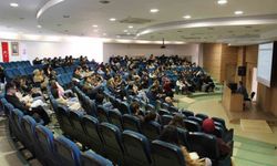 OMÜ'de öğrencilere kütüphane kullanıcı eğitimi desteği