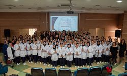 OMÜ'de Ulusal Ebeler Haftası etkinliklerle kutlandı