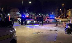 Akaryakıt istasyonunda bıçaklı kavga: 1 ölü, 2 yaralı