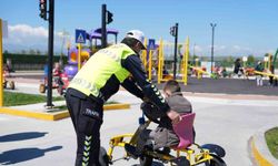 Bafra'da miniklere trafik eğitimi