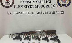 Cephanelik gibi ev: Çok sayıda silah ve mühimmat ele geçirildi