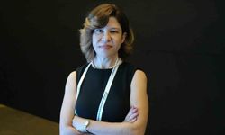 Prof. Dr. Özden: 'Kalp-damar sağlığını olumsuz etkileyen, eklemlere geri dönülmez hasar verebilen sedef hastalığı tamamen iyileştirilebiliyor'