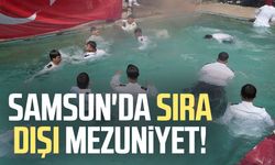 Denizci öğrenciler mezuniyeti havuza atlayarak kutladı