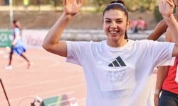 Esra Bayrak, uzun atlamada şampiyonu olarak dünyada 2. sıraya yükseldi
