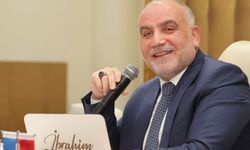 Başkan Sandıkçı: 'Üniversiteyi kazanan tüm öğrencilerimize burs desteği sağlıyoruz'