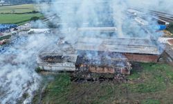 Saman deposu küle döndü: Hasarın boyutu dronla görüntülendi