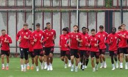 Samsunspor 8 oyuncu ile birden vedalaştı
