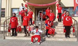 Havza'da özel öğrencilerden Cumhuriyet Bayramı kutlaması