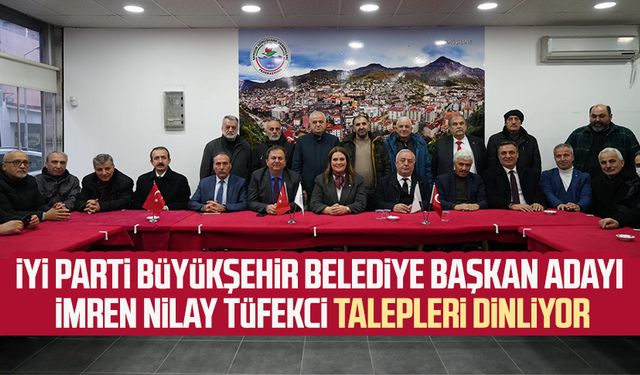 İYİ Parti Büyükşehir Belediye Başkan Adayı İmren Nilay Tüfekci talepleri dinliyor