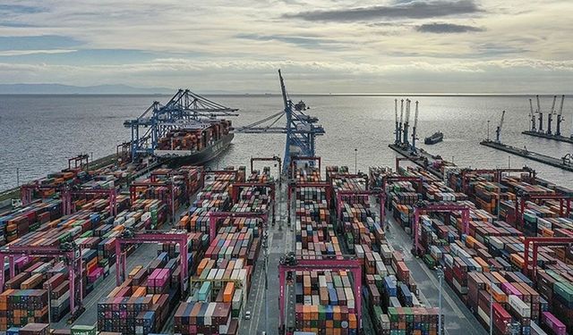 Samsun’da İhracat Yapan Şirketlerin Karşılaştığı Fırsatlar ve Zorluklar