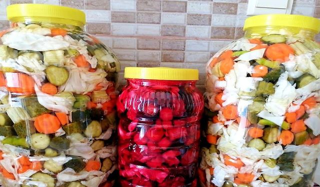 Evde Fermente Ürün Yapımı: Yoğurt, Turşu, Kefir Geleneği Samsun’da Nasıl Yaşatılıyor?