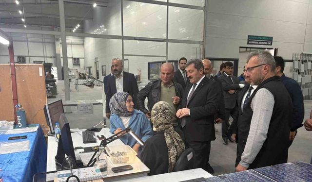 Bafra OSB’lerde üretim atağı: Vali Tavlı’dan yatırım turu