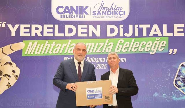 Başkan Sandıkçı: "Dijital dönüşümle ana hedefimiz, vatandaşlarımıza etkin ve hızlı hizmet"