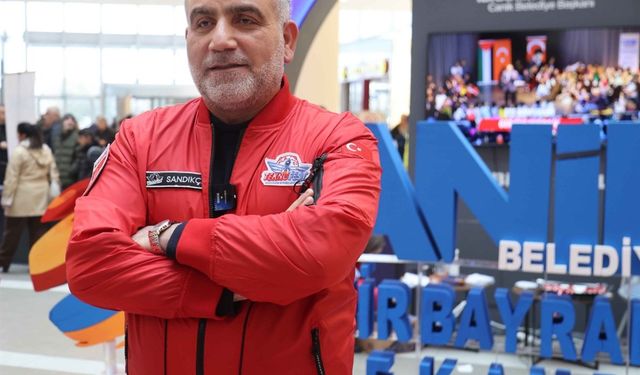 Başkan Sandıkçı: "Hanım kardeşlerimizi yenilikçi teknolojilerle tanıştırıyor, mesleki istihdam atağımızı sürdürüyoruz"