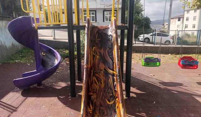 Canik’te parklara zarar verildi