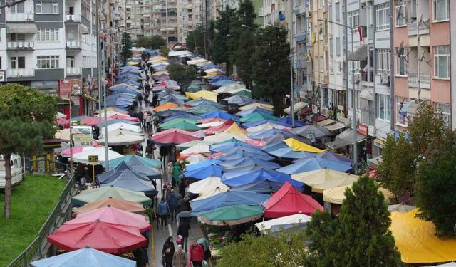 Pazarcıların tutumları marketlere yönlendiriyor, para şehir dışına çıkıyor