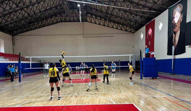 Vezirköprü’de voleybol turnuvası tamamlandı
